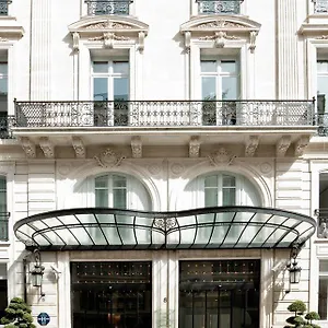 ***** Hotel La Maison Champs Elysées France